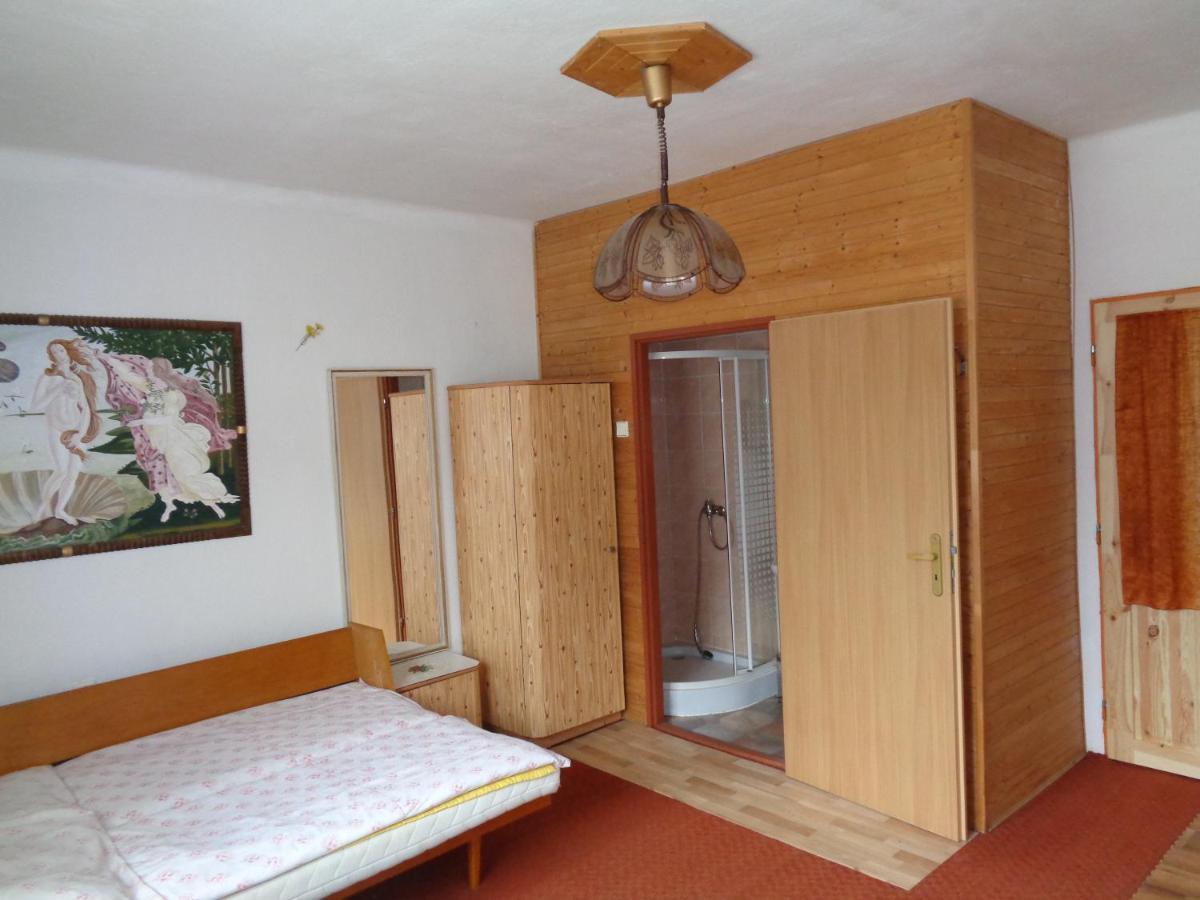 Holiday House Mirika Hotel Szentkereszt Kültér fotó