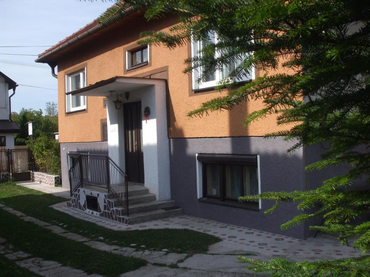 Holiday House Mirika Hotel Szentkereszt Kültér fotó