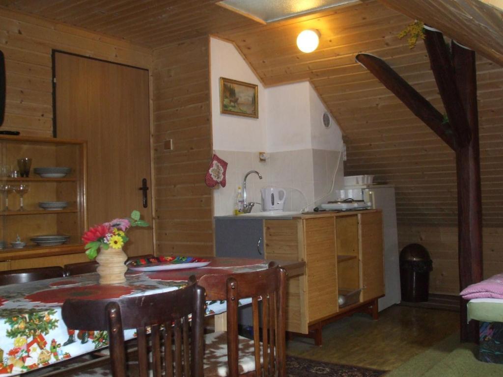 Holiday House Mirika Hotel Szentkereszt Szoba fotó
